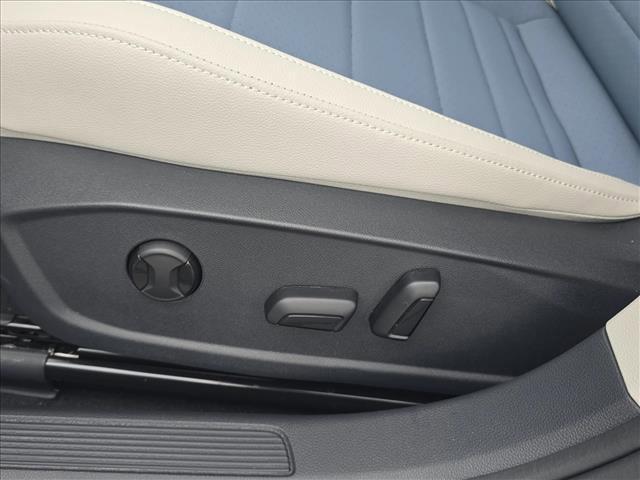 new 2025 Volkswagen Jetta car, priced at $25,296