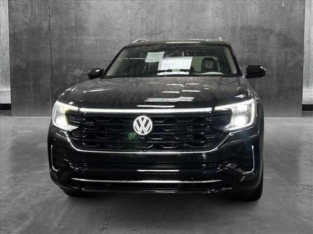 new 2025 Volkswagen Atlas car, priced at $52,696