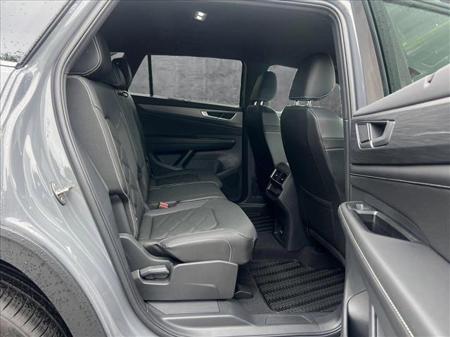 new 2025 Volkswagen Atlas Cross Sport car, priced at $43,746