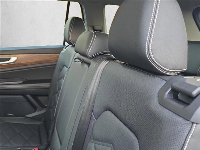 new 2026 Volkswagen Atlas car, priced at $39,383