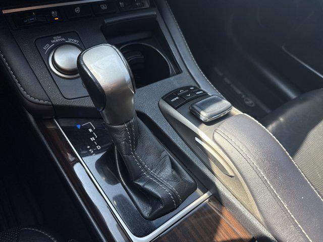 used 2017 Lexus ES 350 car, priced at $22,353