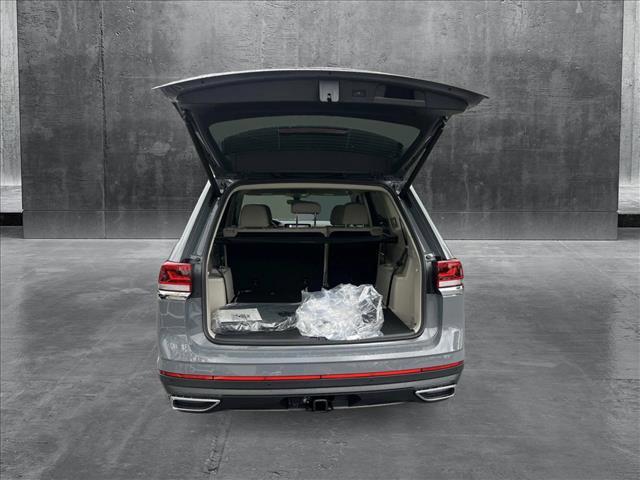 new 2025 Volkswagen Atlas car, priced at $43,649