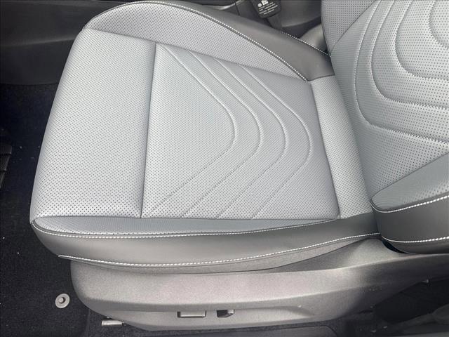 new 2025 Volkswagen Tiguan car, priced at $32,884