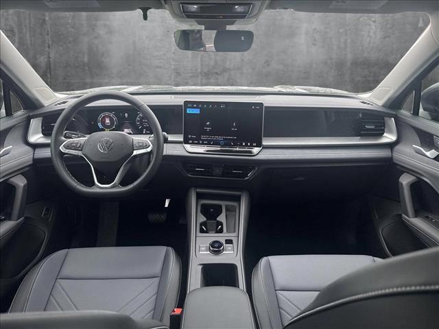 new 2025 Volkswagen Tiguan car, priced at $32,884