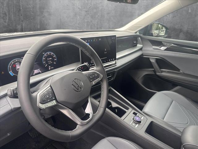 new 2025 Volkswagen Tiguan car, priced at $32,884