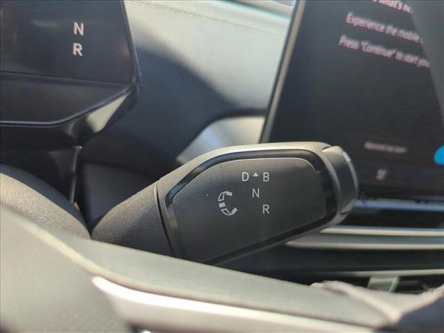 new 2025 Volkswagen ID.4 car, priced at $45,659