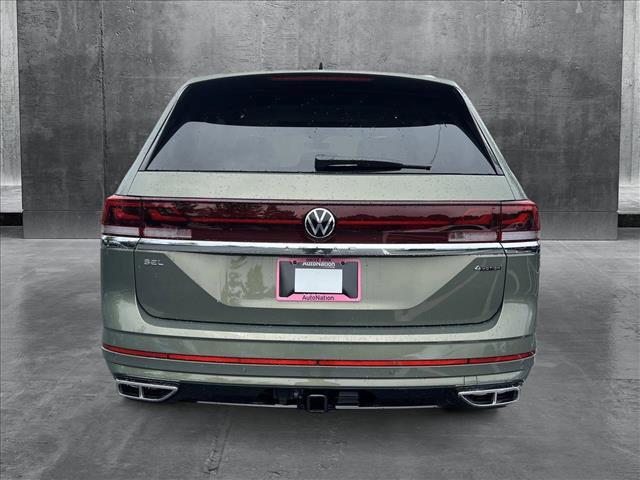 new 2025 Volkswagen Atlas car, priced at $54,196