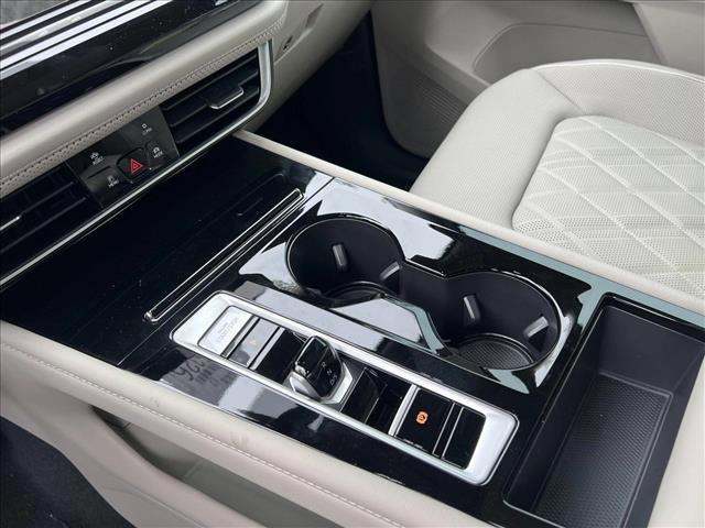 new 2025 Volkswagen Atlas car, priced at $54,196