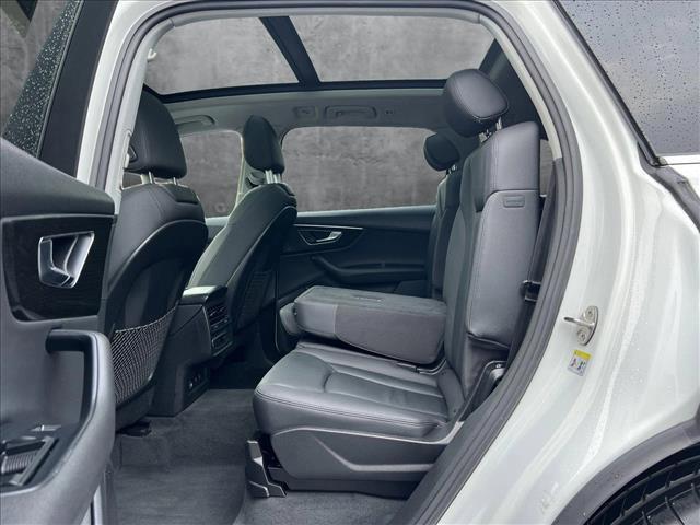 used 2022 Audi Q7 car, priced at $37,788