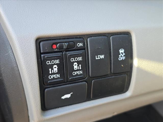 used 2014 Honda Odyssey car, priced at $14,298