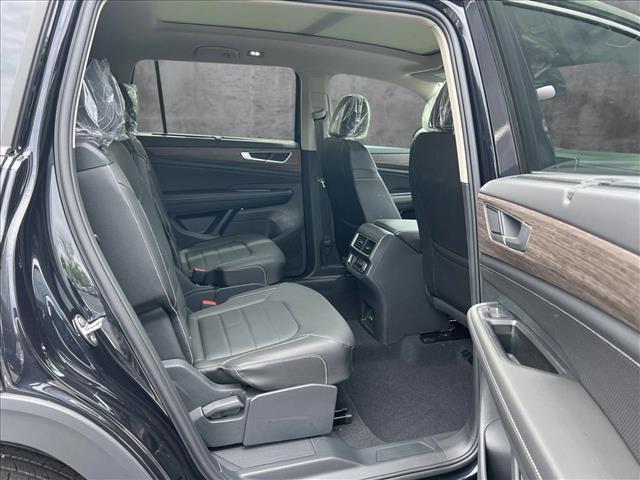 new 2025 Volkswagen Atlas car, priced at $46,254