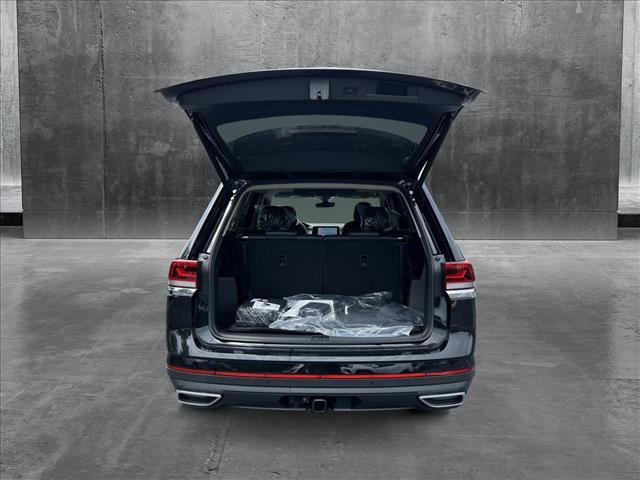 new 2025 Volkswagen Atlas car, priced at $46,254