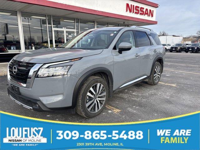 used 2022 Nissan Pathfinder car, priced at $35,552