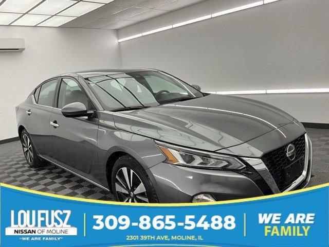 used 2022 Nissan Altima car, priced at $18,999