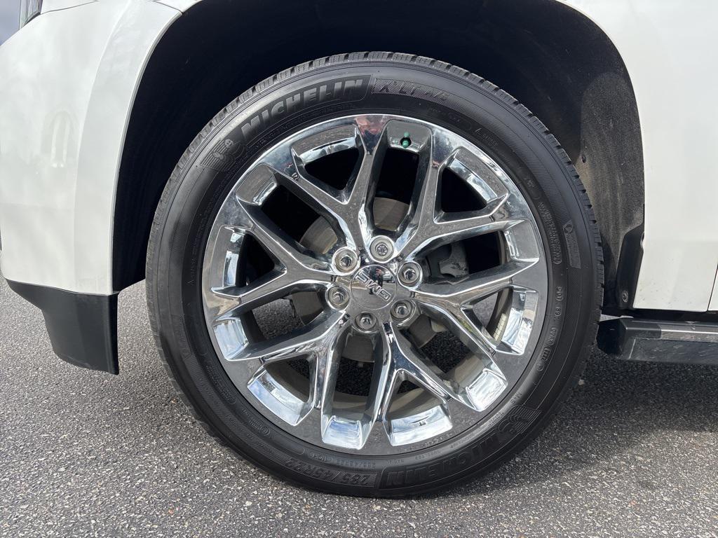 used 2019 GMC Yukon XL car, priced at $39,877