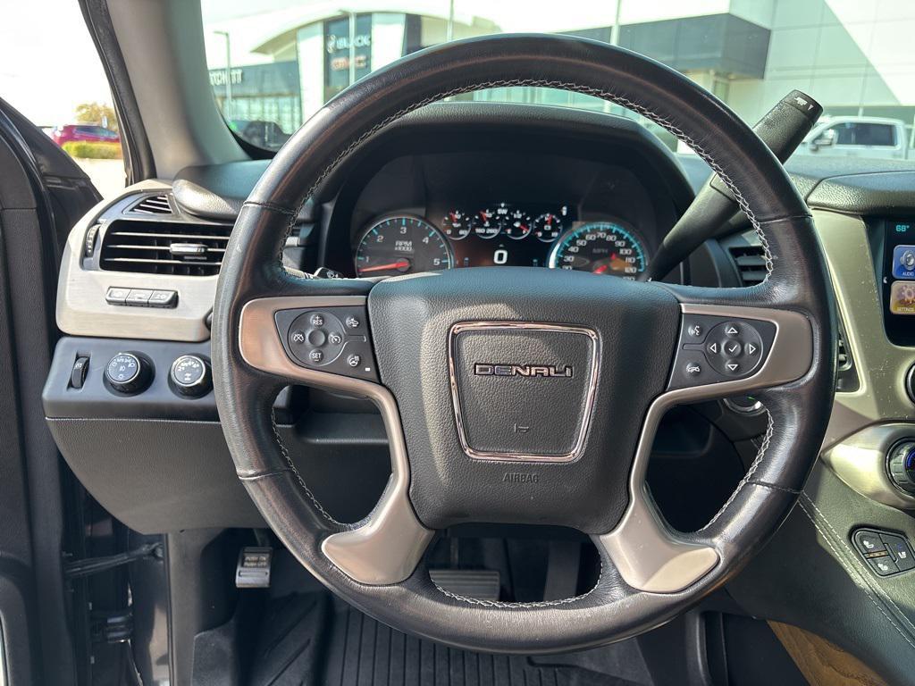 used 2020 GMC Yukon XL car, priced at $43,768