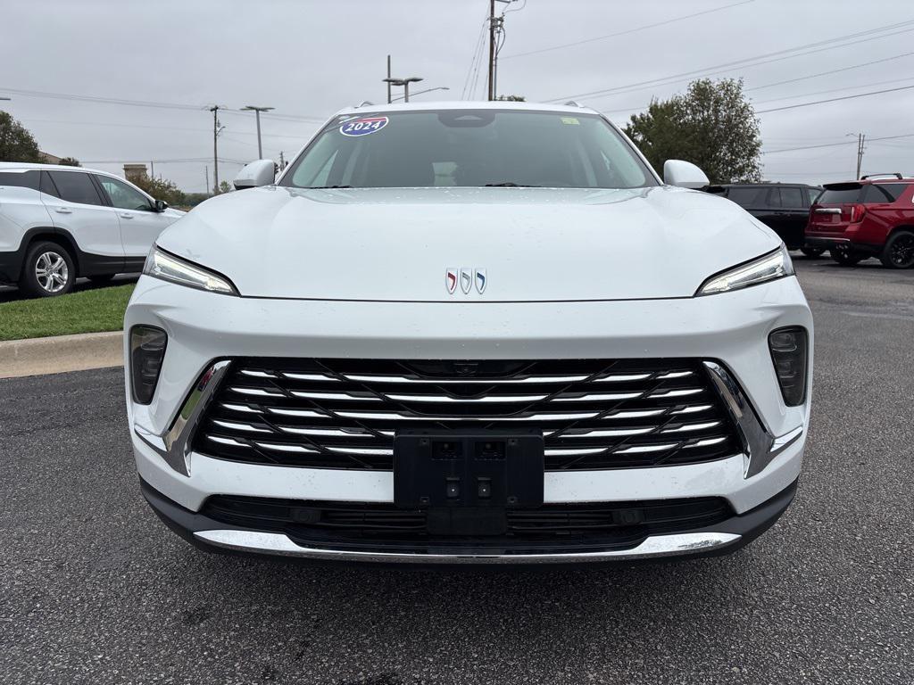 used 2024 Buick Envision car, priced at $30,674