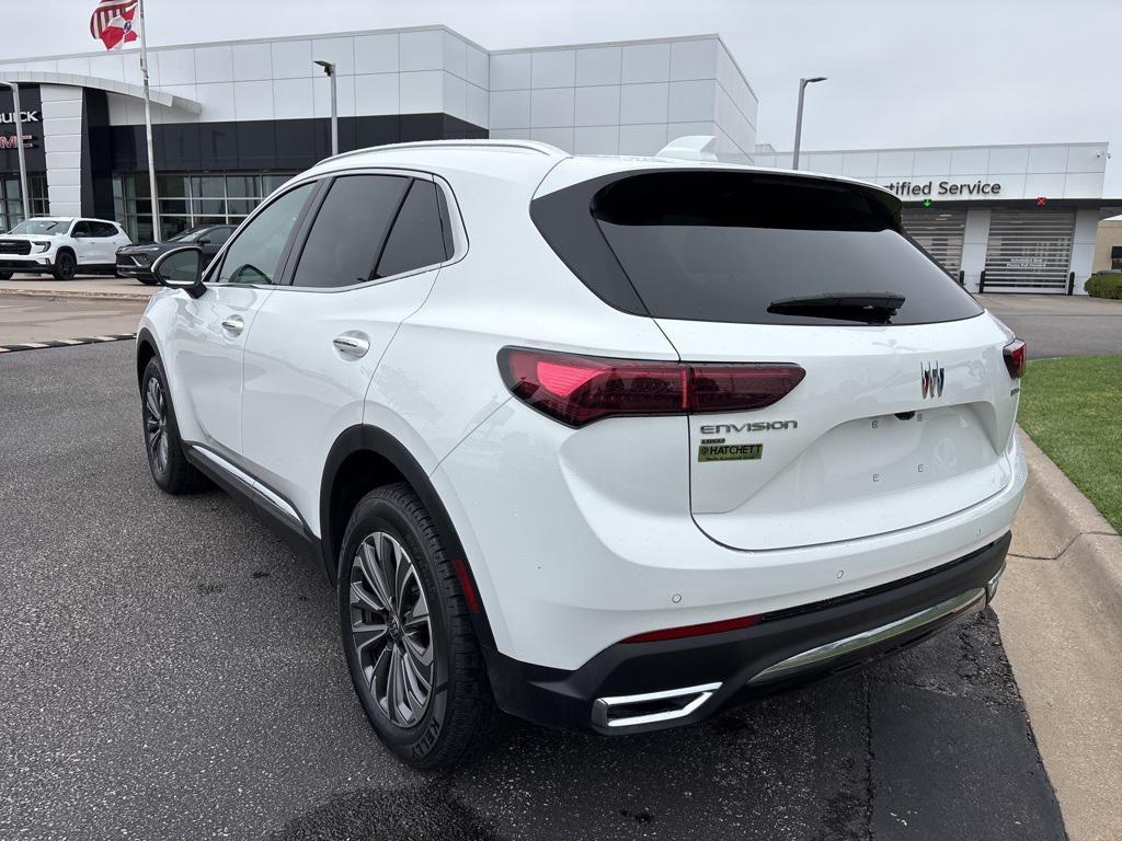 used 2024 Buick Envision car, priced at $30,674