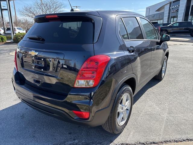 used 2022 Chevrolet Trax car, priced at $19,734
