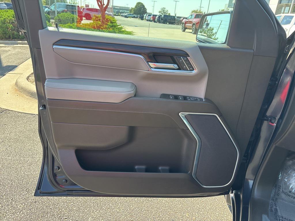 used 2025 GMC Sierra 1500 car, priced at $52,467