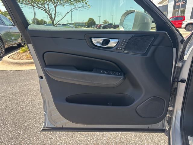 used 2022 Volvo XC60 car, priced at $37,964