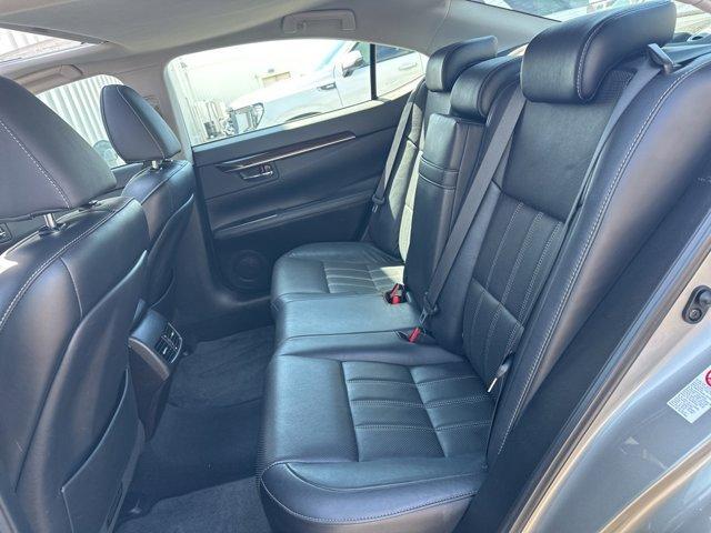 used 2017 Lexus ES 350 car, priced at $18,479