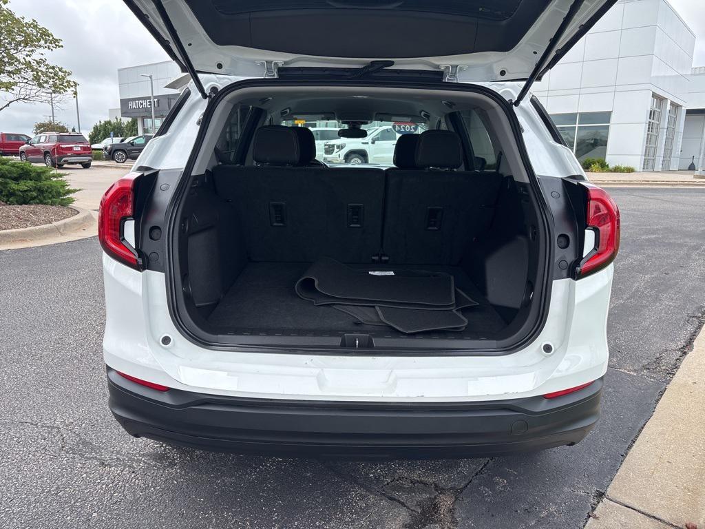 used 2024 GMC Terrain car, priced at $27,884