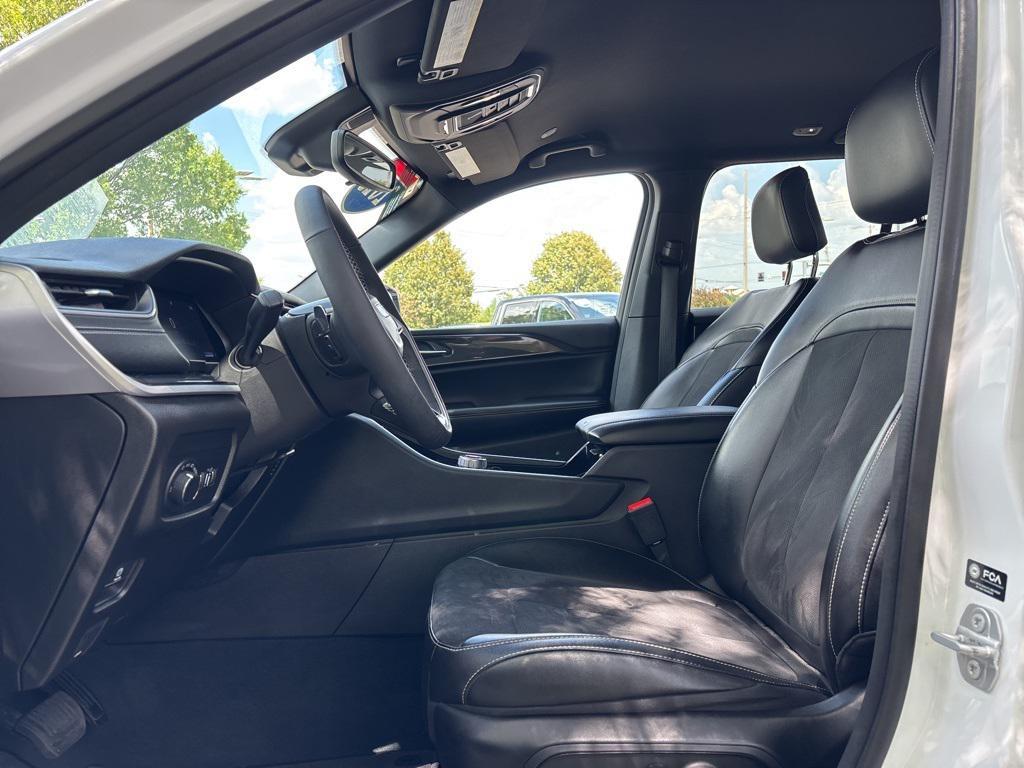 used 2023 Jeep Grand Cherokee car, priced at $35,977