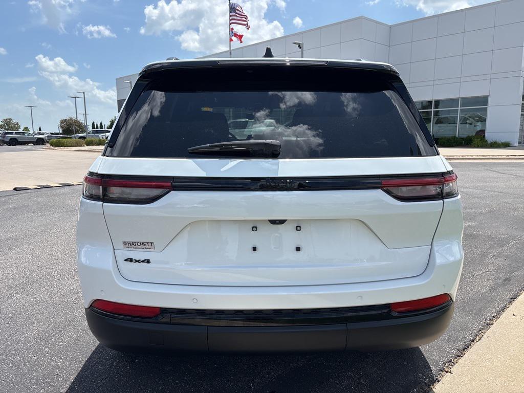 used 2023 Jeep Grand Cherokee car, priced at $35,977