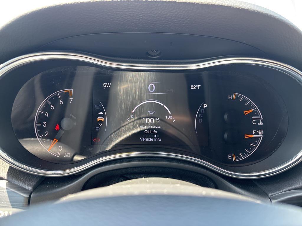 used 2021 Jeep Grand Cherokee car, priced at $28,984