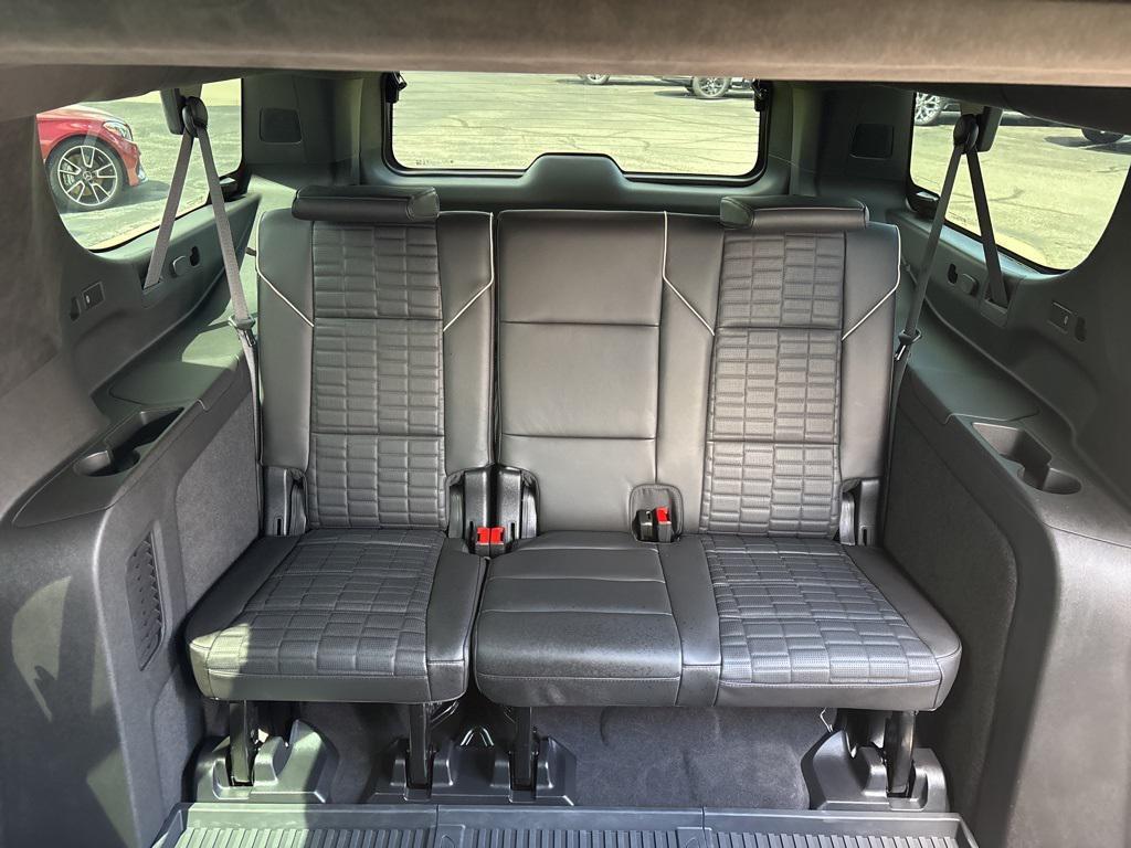 used 2024 Cadillac Escalade ESV car, priced at $96,387