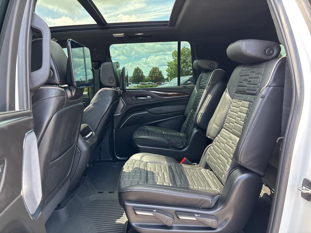 used 2024 Cadillac Escalade ESV car, priced at $96,387