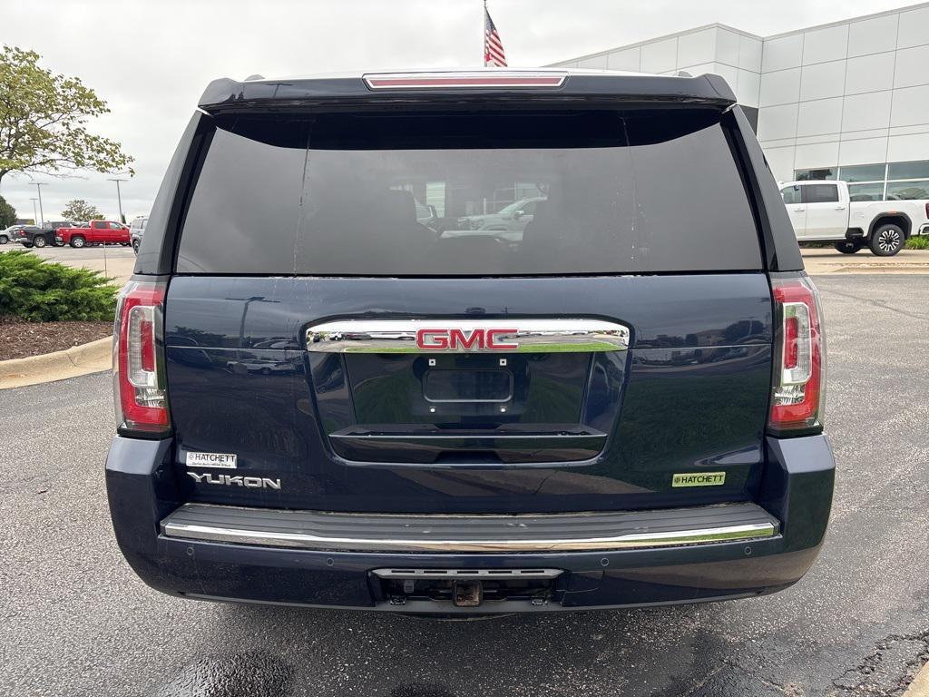 used 2019 GMC Yukon car, priced at $33,638