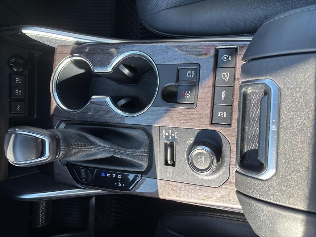 used 2021 Toyota Highlander car, priced at $28,973