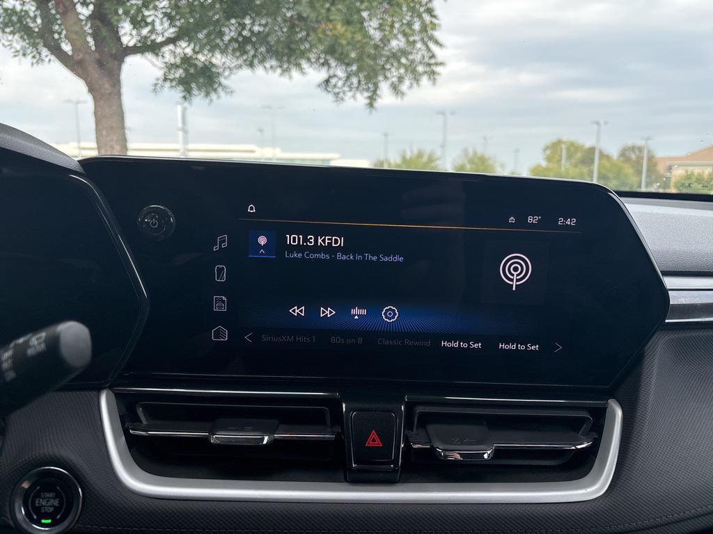 used 2025 Chevrolet TrailBlazer car, priced at $27,386