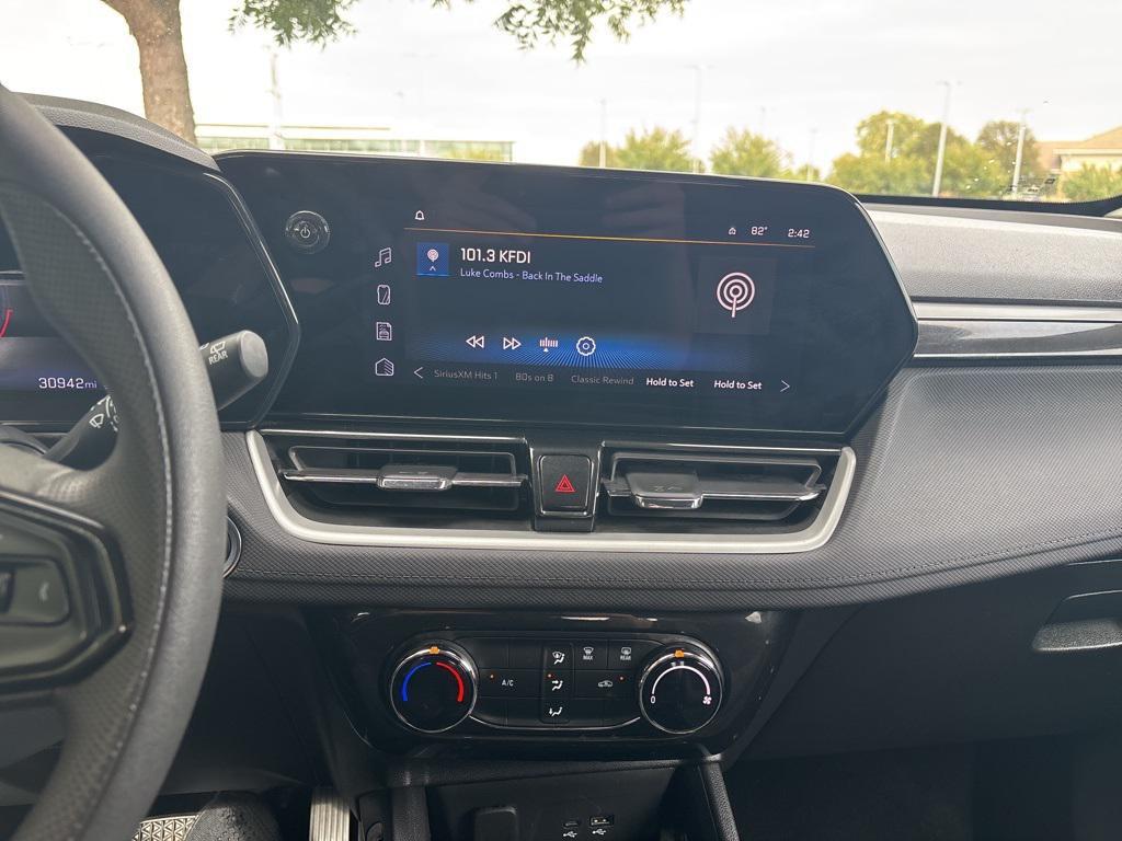 used 2025 Chevrolet TrailBlazer car, priced at $27,386