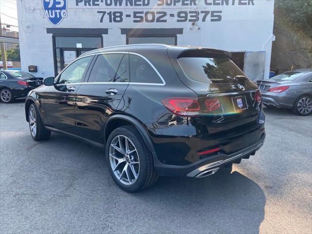 used 2020 Mercedes-Benz GLC 300 car, priced at $20,278