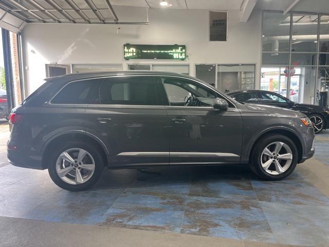 used 2021 Audi Q7 car, priced at $27,458