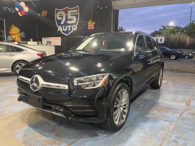 used 2022 Mercedes-Benz GLC 300 car, priced at $26,650