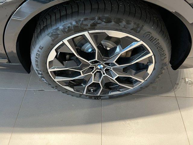 new 2026 BMW X7 car, priced at $121,855