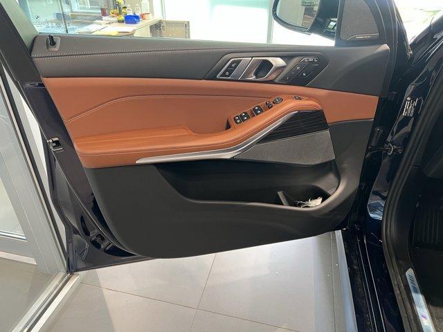 new 2026 BMW X7 car, priced at $101,825