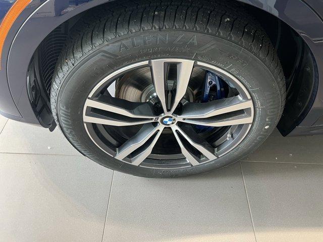 new 2026 BMW X7 car, priced at $101,825