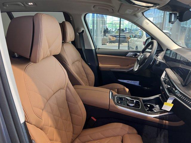 new 2026 BMW X7 car, priced at $92,455