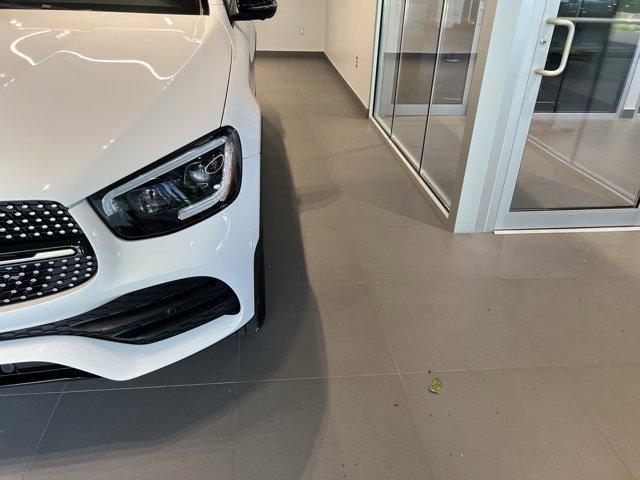 used 2022 Mercedes-Benz GLC 300 car, priced at $35,991