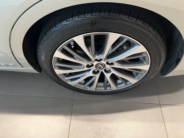 used 2020 Lexus ES 300h car, priced at $27,991