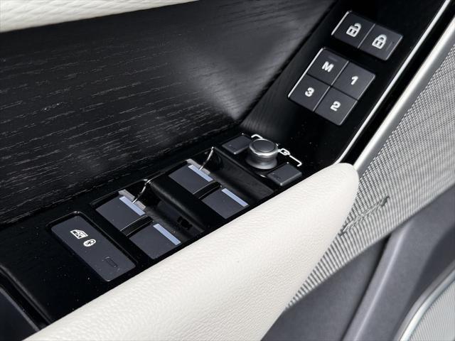 used 2021 Land Rover Range Rover Velar car, priced at $36,901