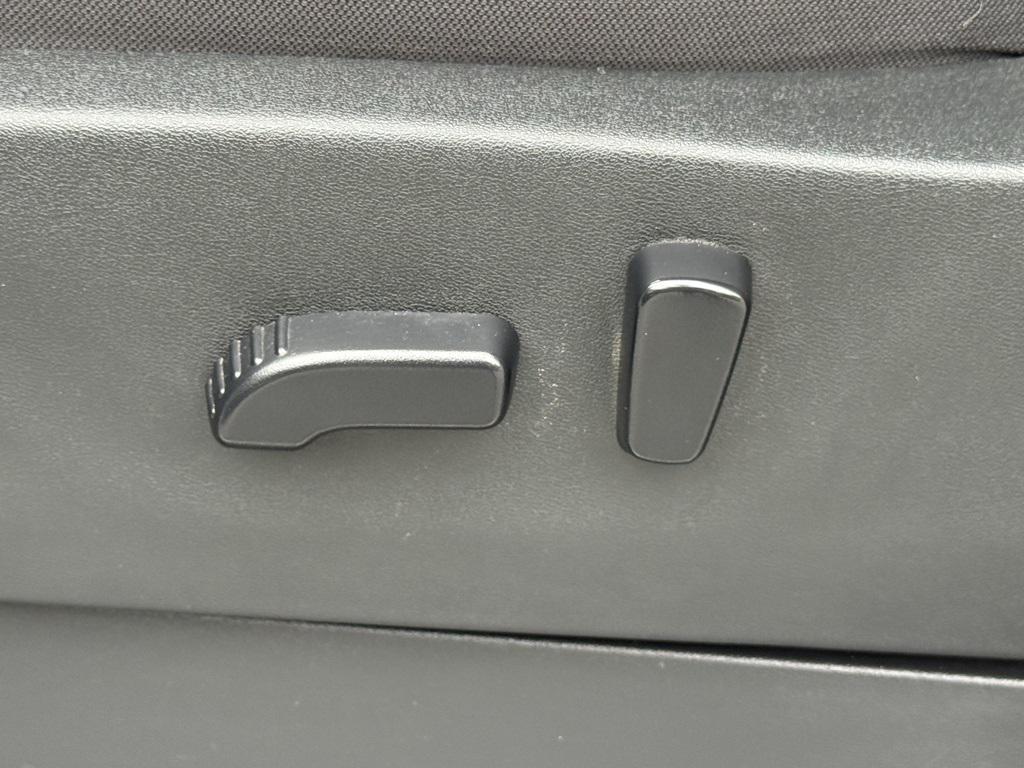 used 2022 Nissan Frontier car, priced at $26,388