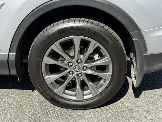 used 2018 Toyota RAV4 Hybrid car, priced at $25,499