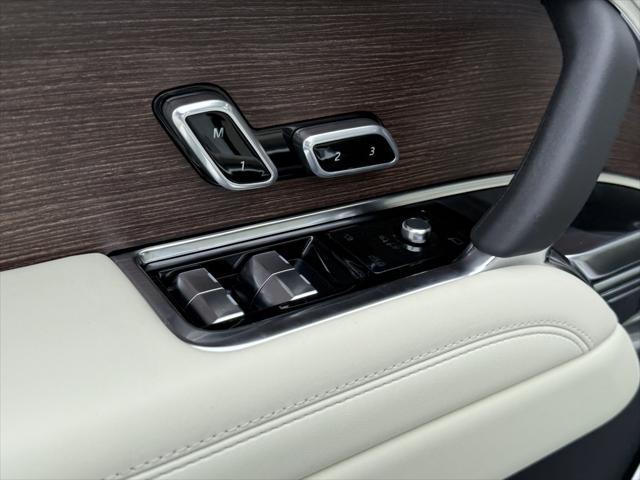 new 2025 Land Rover Range Rover car, priced at $130,180