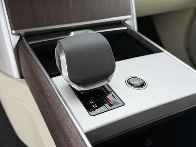 new 2025 Land Rover Range Rover car, priced at $130,180